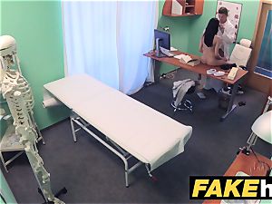 faux medical center Doctors man rod stretches super-fucking-hot Portuguese babe